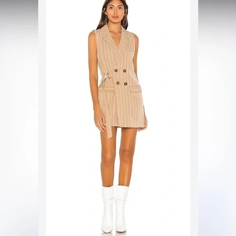 Revolve x L'ACADEMIE  The Sylvie Mini Dress in
Beige & White